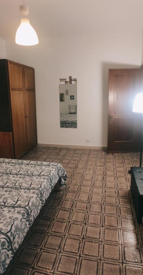 Nicolai63 Hotel Bari Bagian luar foto